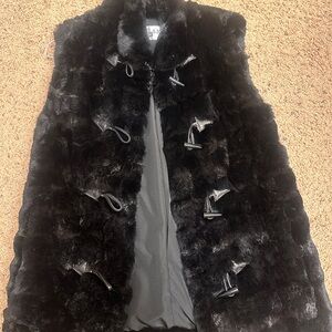 REAL FUR VEST Elegant Black  Fur BERGAMA FINE FURS New not worn